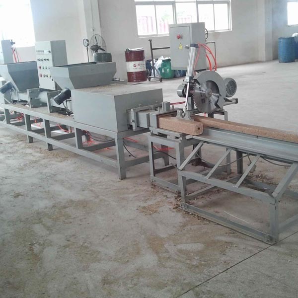 Равномерным отлитая в форму размером машина блока паллета деревянных Shavings