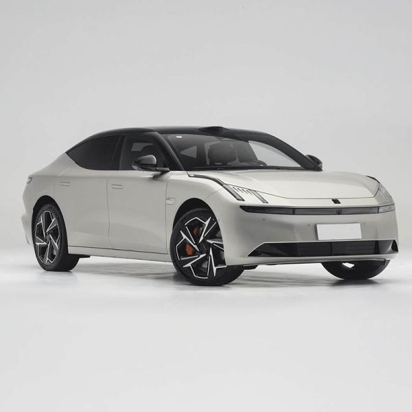 2024 Lynk&Co Z10 Four-wheel Drive Electric Sedan -702km Range 800V Fast Charging 90-110kWh Battery 580kW Motor