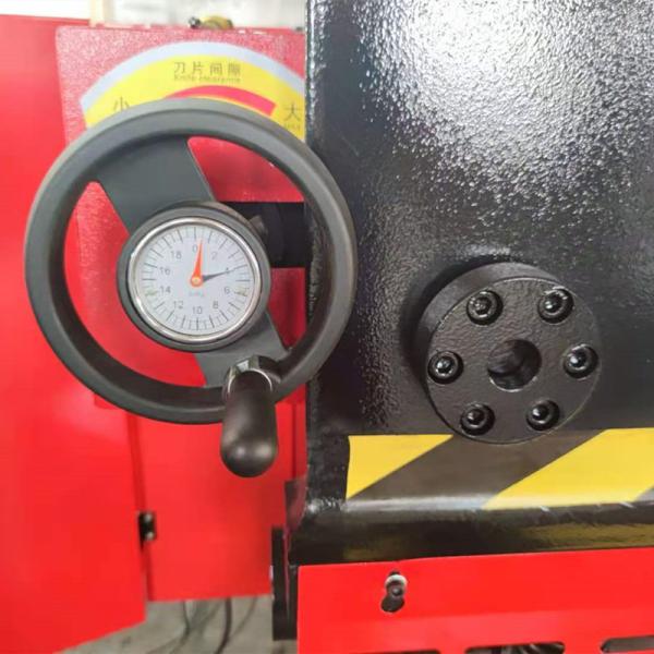 Esquileo hidráulico plateado de metal 1600m m del CNC E21s de la guillotina pequeño