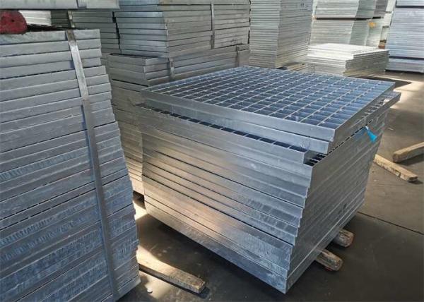 Chemical Plant Hot Dip Galvanized Steel Grating 1m Serrated Sheet