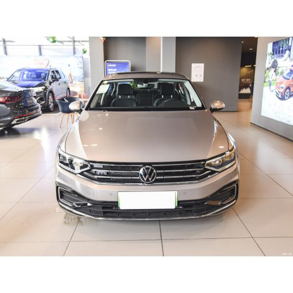 116KW Total Motor Power 2022 Magotan Plug-in Hybrid GTE Luxury 4-Door 5-Seater Vehicle