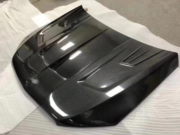 Nouveau produit Capot en fibre de carbone pour Mercedes GLE Coupé GLE Couvercle moteur en fibre de carbone Couvercle porte moteur