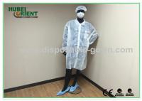 Vêtements de laboratoire jetables non tissés médicaux/vêtements de laboratoire pour travailleurs de couleur blanche ou bleue