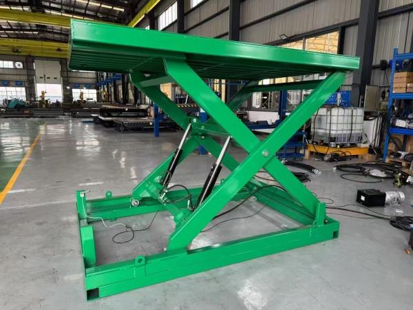 Vertical Customizable Pallet Scissor Lift Table For Warehouse