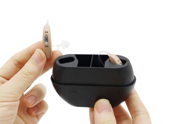 amplificador de sons surdo das próteses auditivas de Digitas do amplificador sadio de Mini Rechargeable Ear Hearing Device do vigor das próteses auditivas de 1.8cm