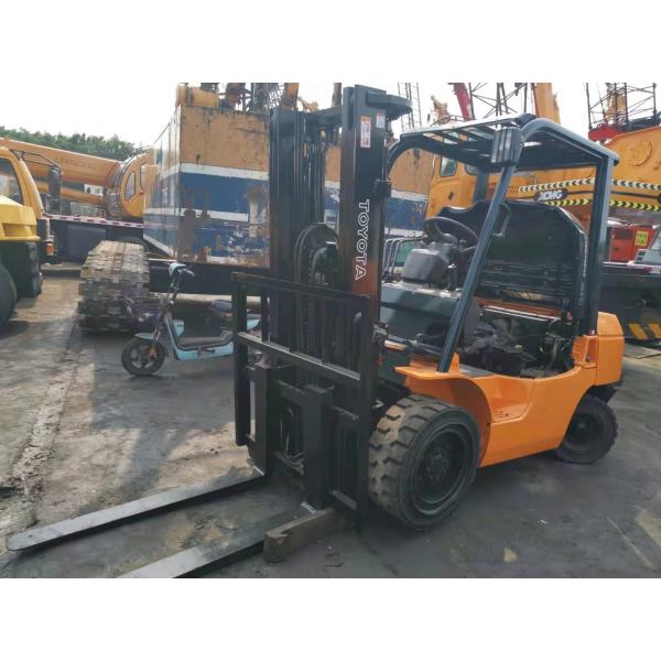 Second Hand 3T Toyota 8FD30N Internal Combustion Forklift