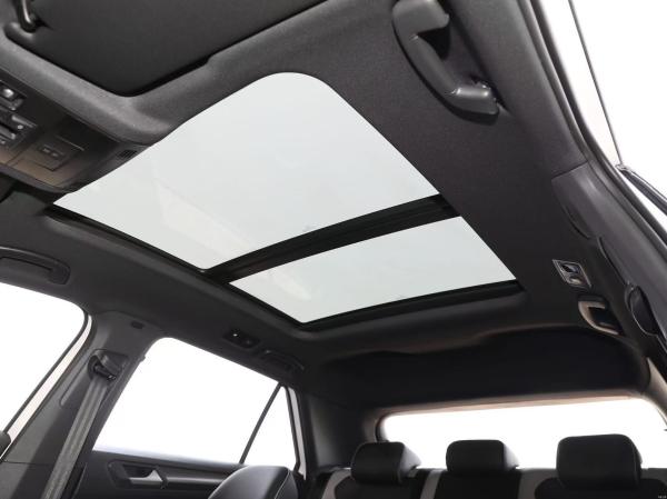 Volkswagen T ROC 2025 White Car 5 Doors 5 Seats SUV 1.5T Edition Gasoline Fuel