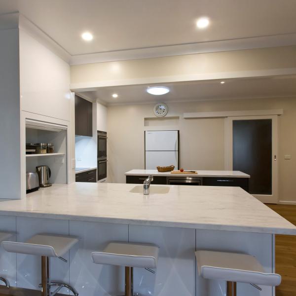 White And Wood Grain PVC Kitchen Cabinet Island Furniture L Shape Modular Customized