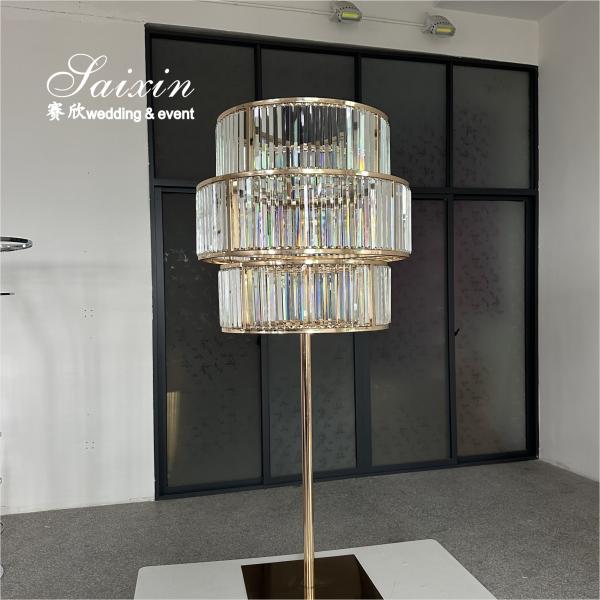Decoração de casamento de metal Tabela de apoio 3 camadas de ouro de cristal Central de apoio