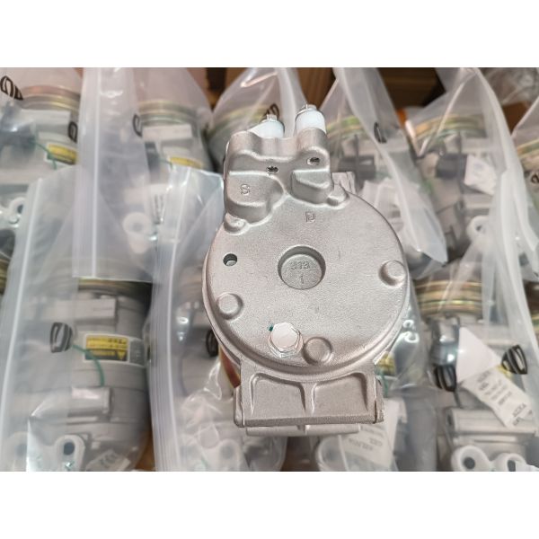Auto AC Conditioning Compressor For DKS15C Hitachi excavator 4719131 4713660 4621589