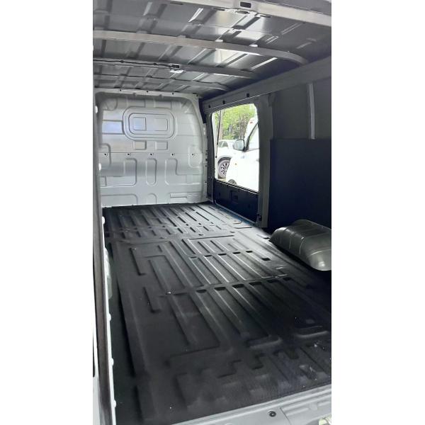 Ningde Times Geely Energy Vehículo comercial 4980*1980*1850 Dimensiones y alcance de 300 km