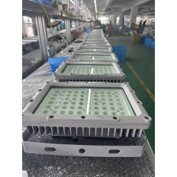 Ningbo VivaTrade Technology Co., Ltd.