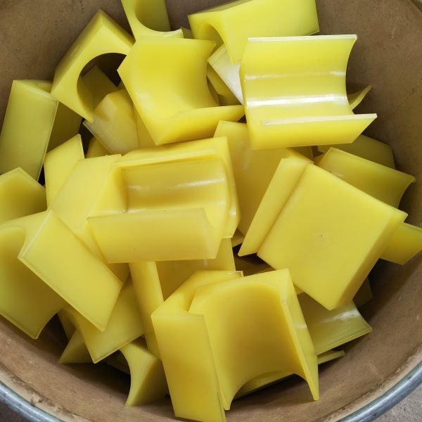 High-quality injection-molded polyurethane elastic pad TPU