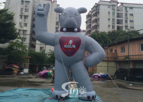 Atividades exteriores que anunciam Inflatables, mascote inflável relativa à promoção