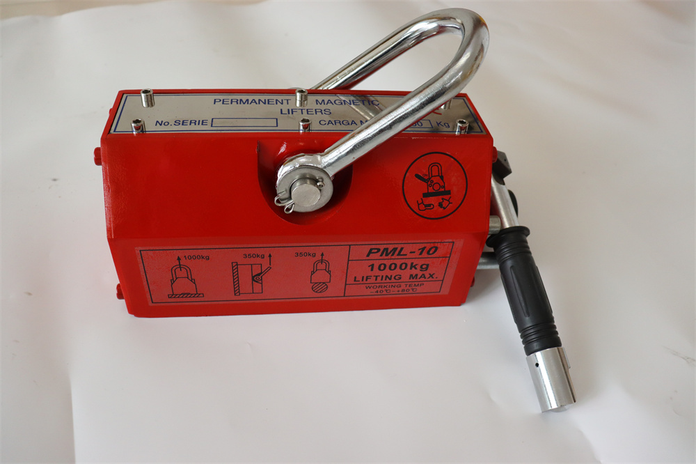 3.5 / 3 / 2.5 / 2 Times Magnet Lifting Device Manual Magnet For Lifting Steel Plate