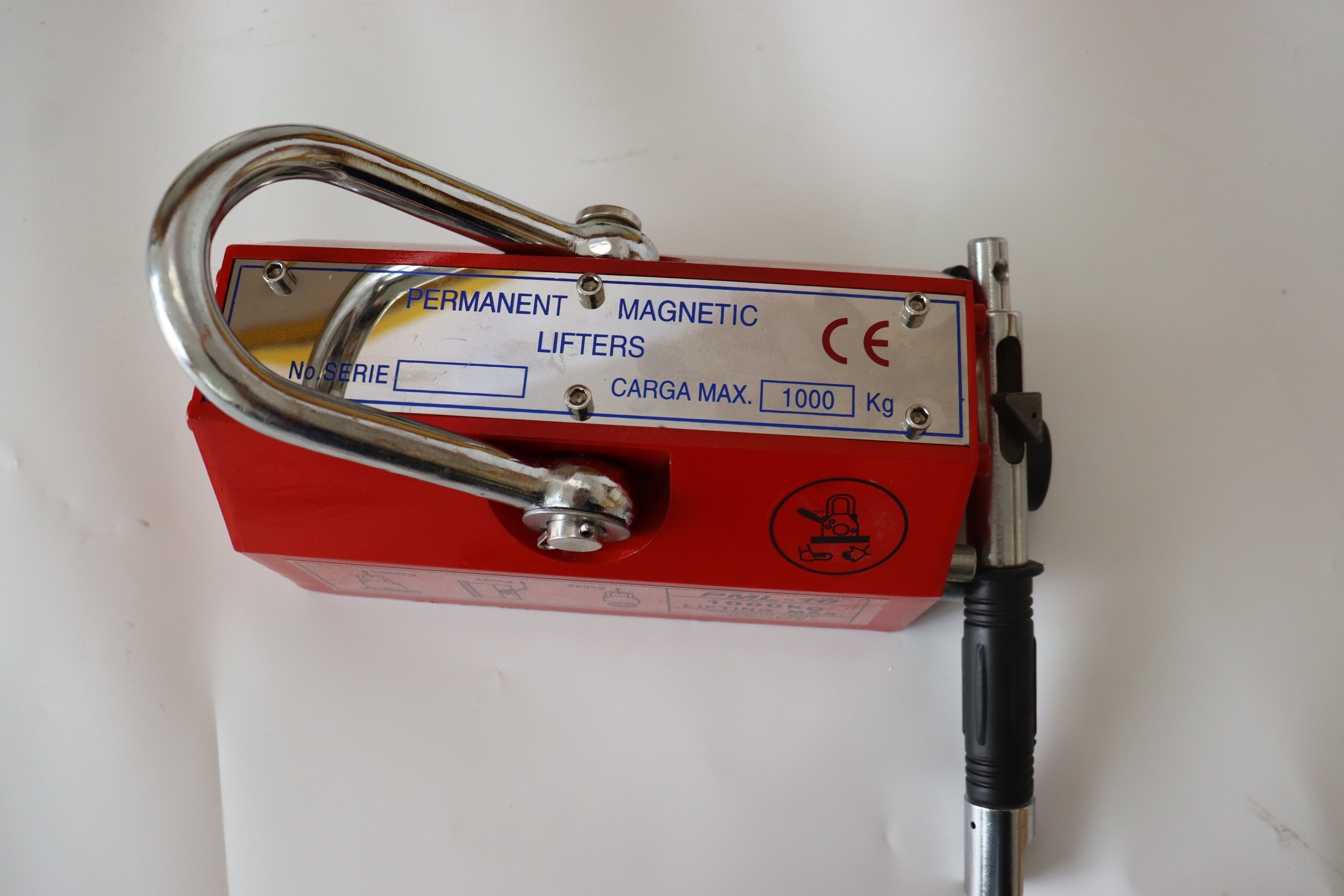 3.5 / 3 / 2.5 / 2 Times Magnet Lifting Device Manual Magnet For Lifting Steel Plate
