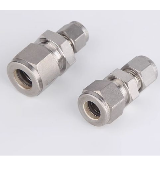 Swagelok 316 Stainless Steel Connector Adapter with 1/16 to 1 1/2 in. (3 to 25 mm) Sizes and 1 Year Warranty
