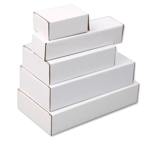 OEM White Corrugated Cardboard Sheets For Shoes Clothing Packaging