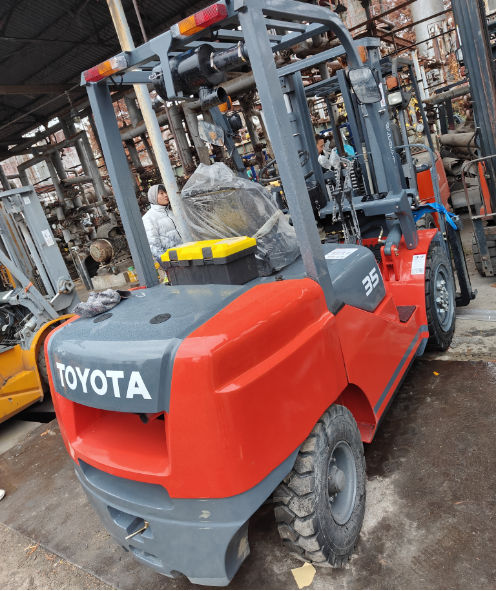 3.5ton 3 ton 5ton Forklift FD30 Toyota Forklifts Japan Original Two and Three Gantry 3m 4.5m