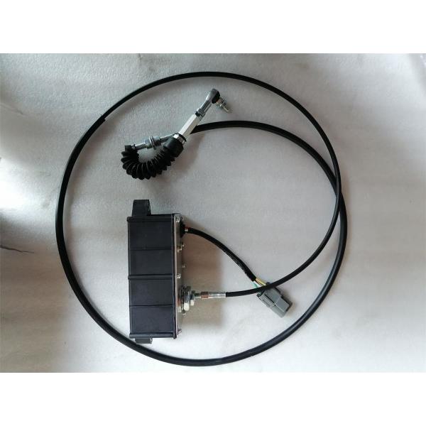 Pour les moteurs de commande de type Solar340LC-V, le moteur 300513-00008