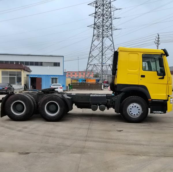 Cheap Used Howo Tractor Head 420HP Second Hand Sinotruck Tractor Head Truck Tractor