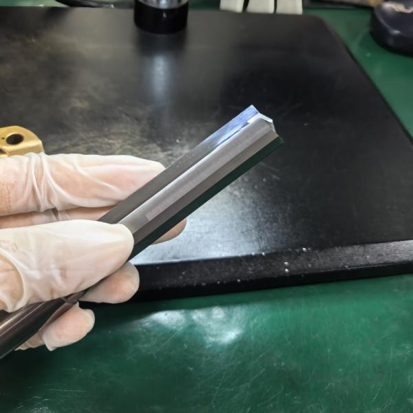 Internal Coolant Solid Carbide Drill Bit Straight Flute Drill Wear Resistant Customized