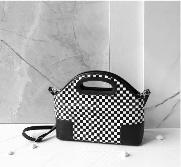 Horsehair Black And White Checkered Handbag 24cm Shoulder Bag With Detachable Strap