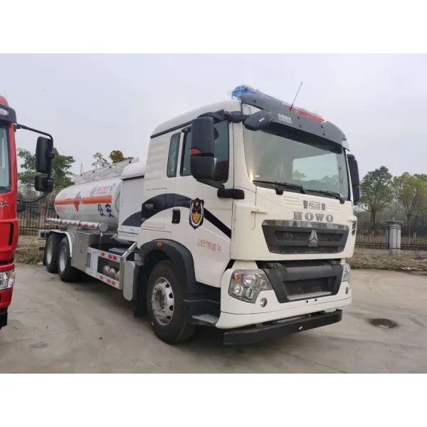 High-Capacity HOWO Refueling Truck for Aviation Fuel Delivery