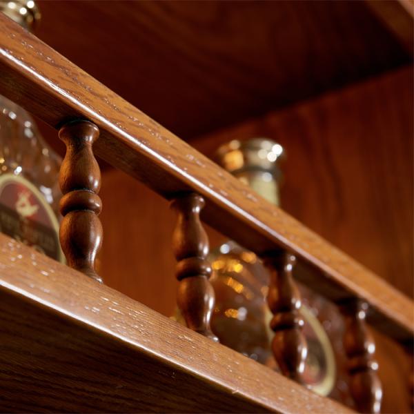 Antique Cherry ISO9001 Solid Wood Kitchen Cabinets With Wine Shelf