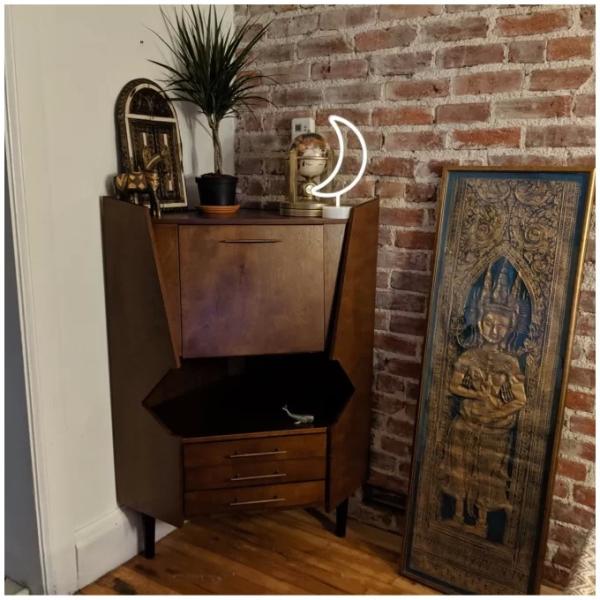 Commercial Wooden Corner Liquor Cabinet Counter For Alcohol Wine Display