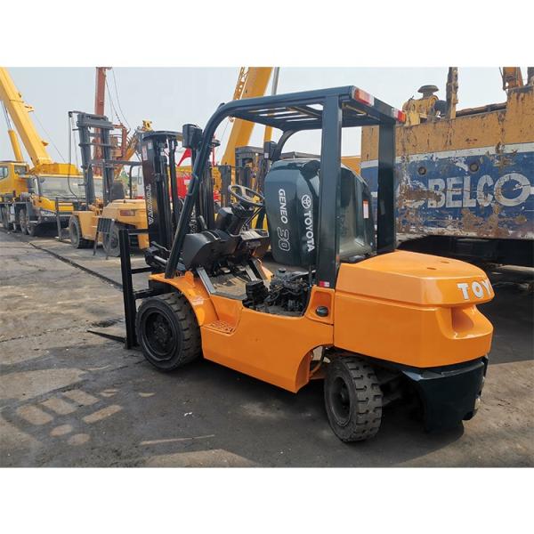 Japanese Forklifts Used Toyota 7f30 Diesel Forklift 3Ton Telehandler Routine Fork Width