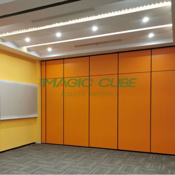 Sound Insulation Movable Partition Wall with Adjustable Speed and High Flexibility for Professional Space Division