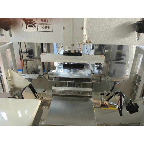 Maquinaria de embalaje de plástico de tejido facial blando semiautomática Máquina de producción de servilletas