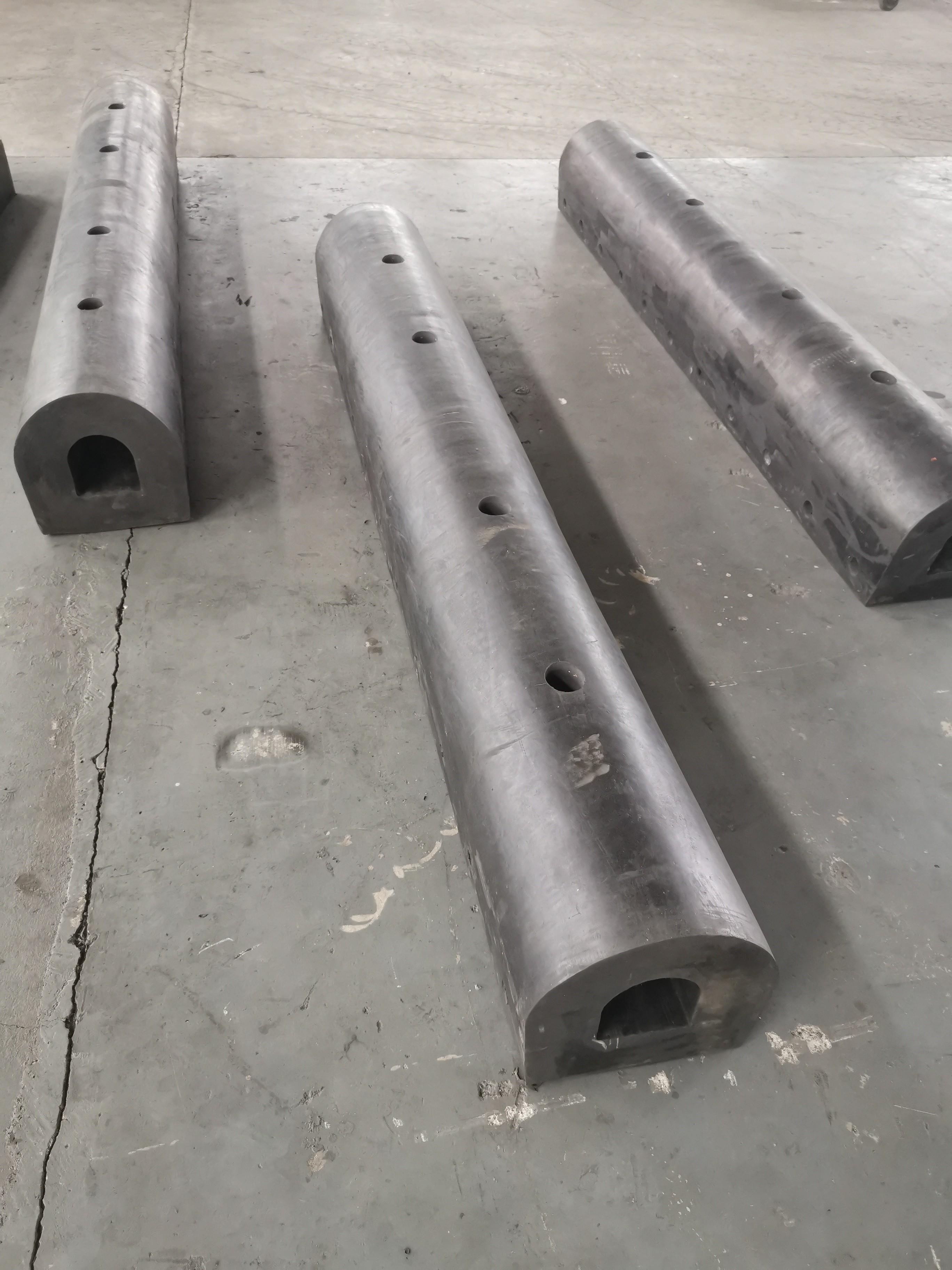 Customer's Ruquirement Black D Type Marine Boat Strip Rubber Fender in Customized Size