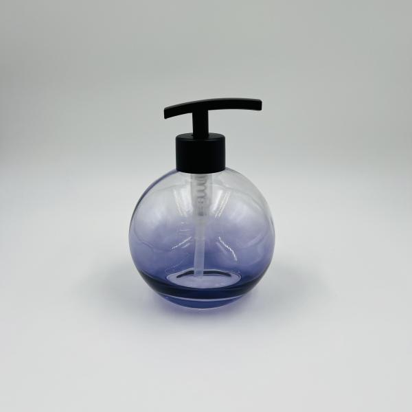 Glass Bathroom Accessories Set Ombre Blue With Round And Ball Shape Glass Soap Dispenser