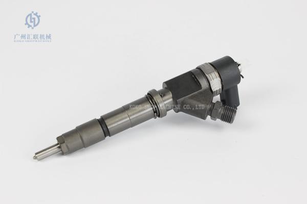SK130 SK140-8 Excavator Engine Injector 0445120126 Diesel Spare Parts