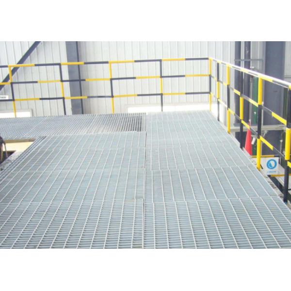Galvanized Steel Walkway Grating R13 Anti-Slip Q235 Q345