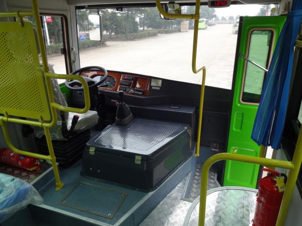 Hybrid Urban Transport Bus CNG Minibus With 3.8L 140hps CNG engine NQ140B145