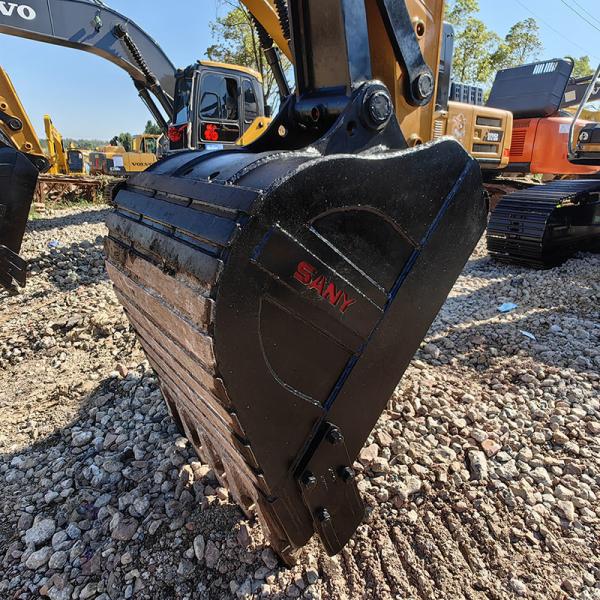 Middle Size SY205 Used SANY Excavators 118kw Rated Power Mitsubishi 4M50 Engine