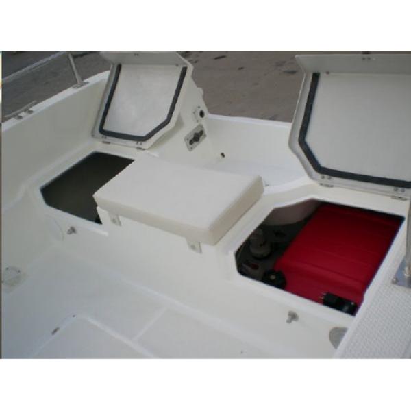 Deep Sea Fishing Boats Move Smoothly , 5m Long 4 Man Pontoon Boat For Fishing Fields