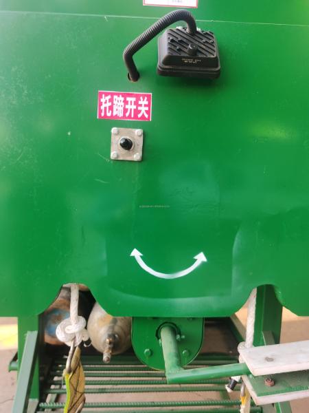 High Quality Mobile Cattle Cow Hoof Trimming Chute Cattle Squeeze Crusher Cattle Handling Machine