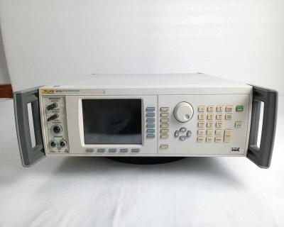 Low Phase Noise RF Reference Source Multi Function Calibrator 27 GHz  Fluke 96270A