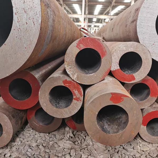 Hot Sell ASTM A179c A192 Seamless Carbon Steel Tube Round Pipe St35.8 DIN17175 Hot Rolled