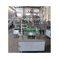 Linha de alumínio carbonatada automática da bebida do tampão da garrafa de vidro da máquina de enchimento 2L da bebida 1500BPH