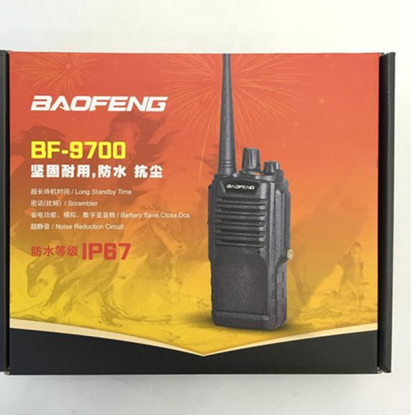 UHF400-520MHZ IP67 Waterproof Walkie Talkies FM Transceiver With A Built In LED Light
