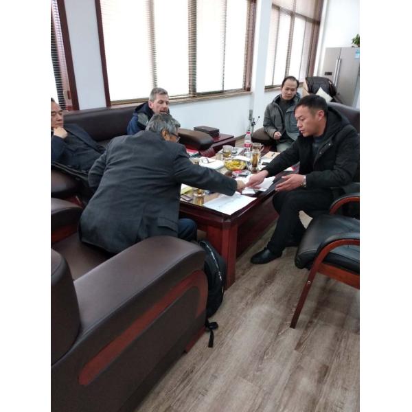 Автоматическая изоляционная ламинирующая машина для стеновой ткани с ютом в диапазоне 380 В / 50 Гц