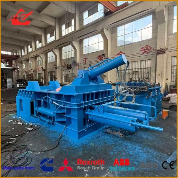 2500kN Heavy-Duty Metal Baler, Adjustable Bale Size 400-700mm, 60kW Motor, 2000x1400x900 Chamber