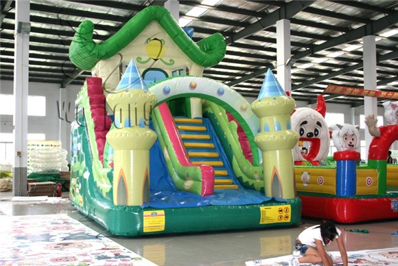 High quality indoor inflatable slides, inflatable jumping slide