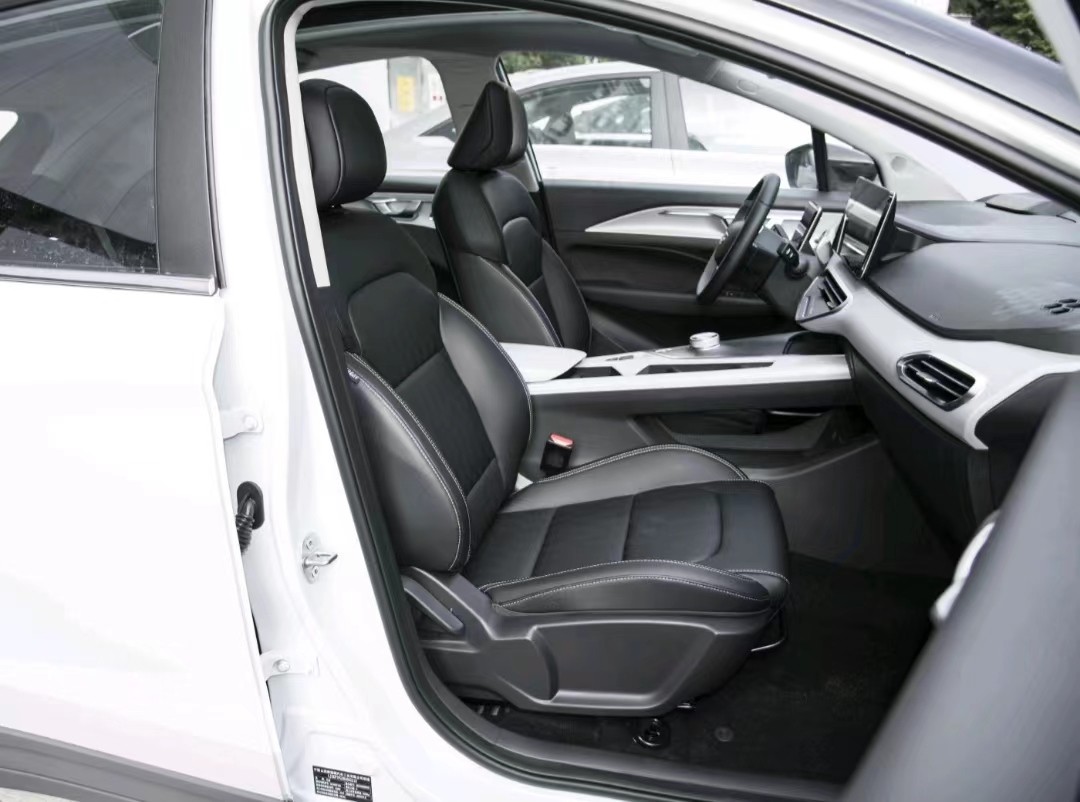 Сила 150kw ряда 550km компактная SUV EV Макс c 2022 NEDC геометрии