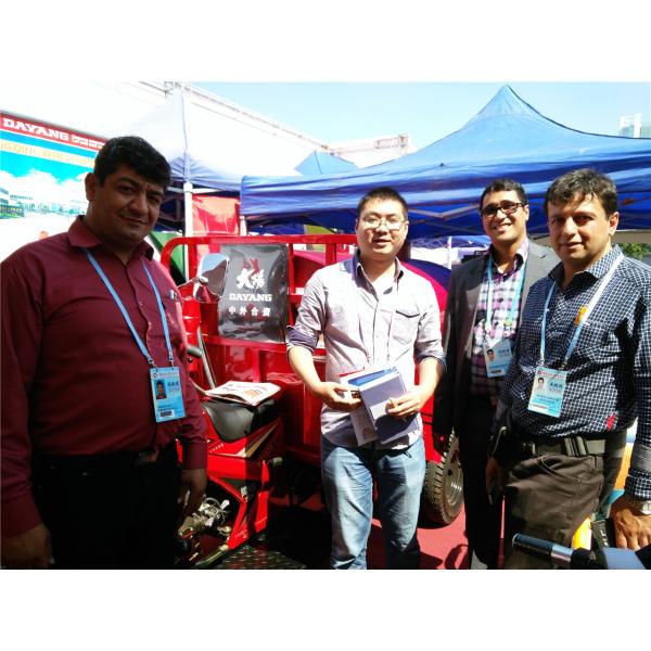 DAYANG OEM 5.0-12 Мотоциклетная шина Естественная резина корпус Глобальная упаковка Черный цвет